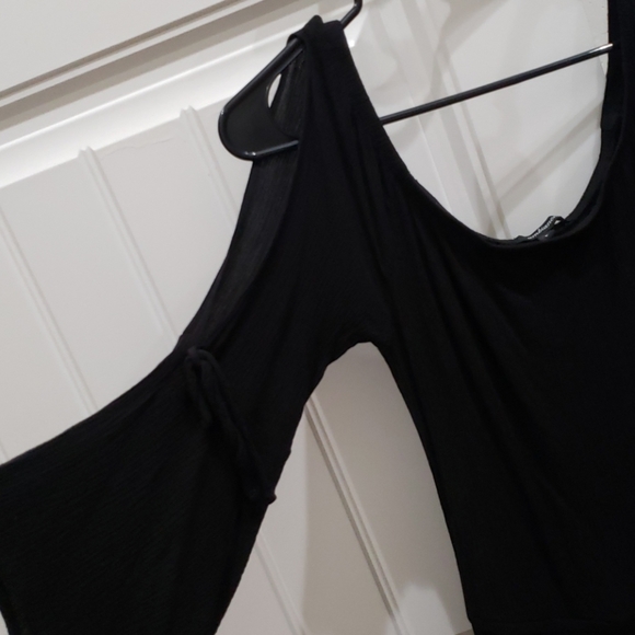 Black Romper - Picture 3 of 4